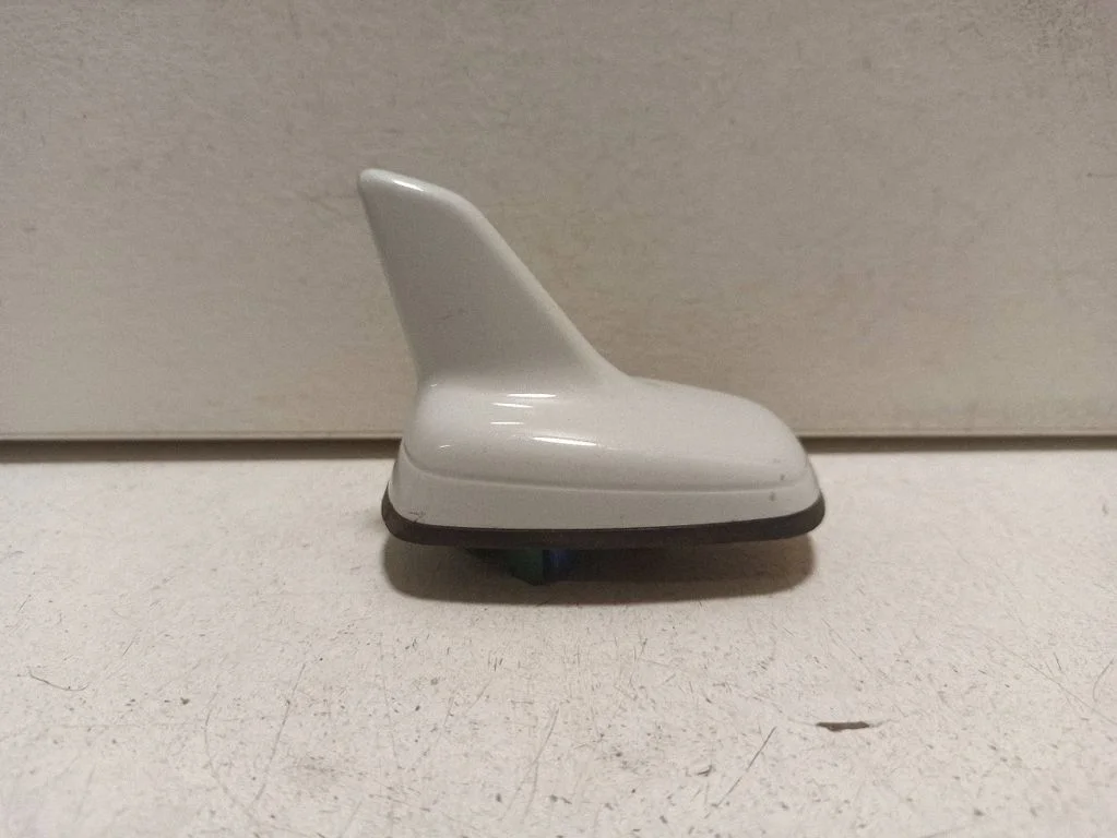 Aerial GPS antenna – Audi TT TTS RS Mk3 8S (2014-)