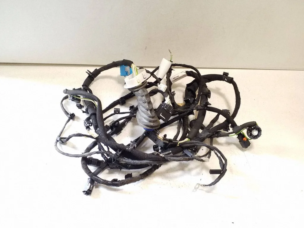 Tailgate/trunk wiring harness 9823976780