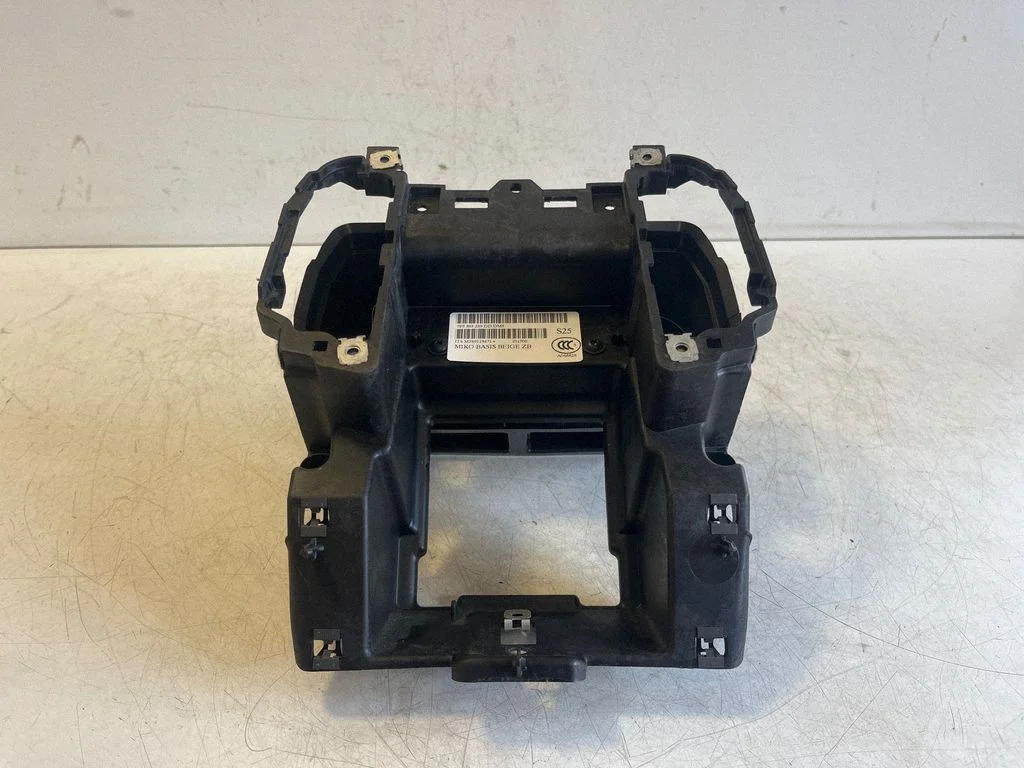 Muu keskkonsooli (tunneli) osa 7P5863239