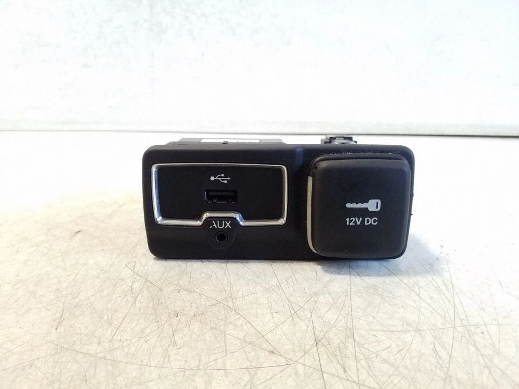 AUX-pesa 735604055
