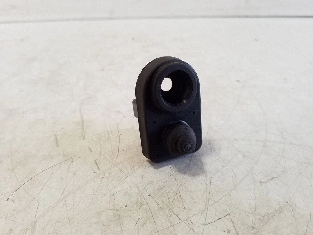 Kupee esiukse avamise/ sulgemise andur – Nissan Navara D23 (2015-), parem