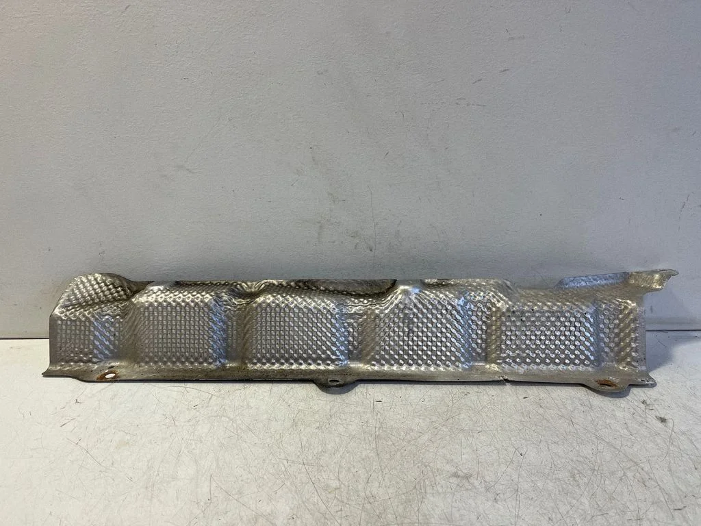 Väljalaske soojusisolatsioon (kuumakaitse) 95B825757A
