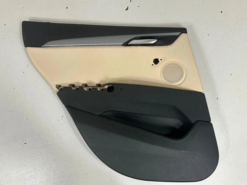 Tagumiste uste sisevooder 7087411 – BMW X1 F48 F49 (2015-2022)