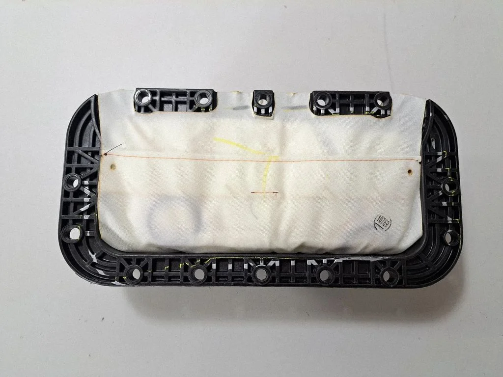 Passenger airbag 9382491