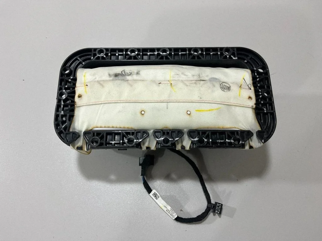 Pasažiera drošības spilvens – BMW X5M G05 F95 (2019-)