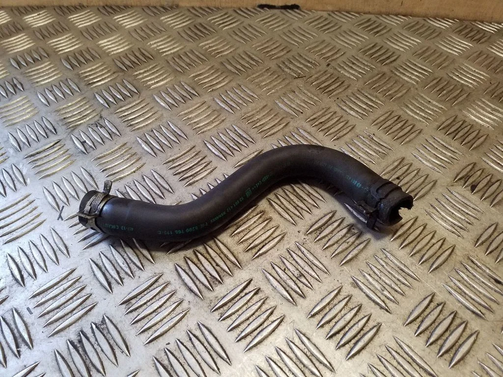 Oil fill pipe 93861412 – Renault Trafic II (X83) (2001-2014)