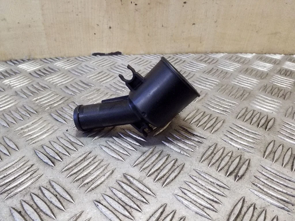 Oil fill pipe 9685025880