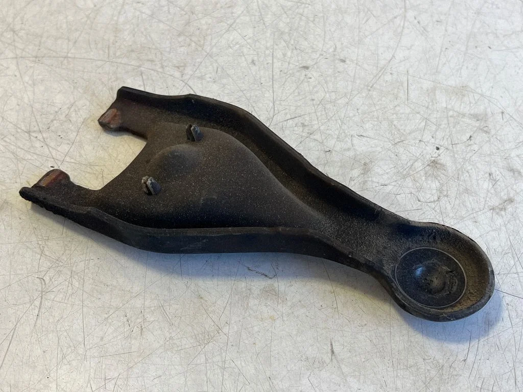 Clutch release arm fork – Opel Vivaro (2019-)