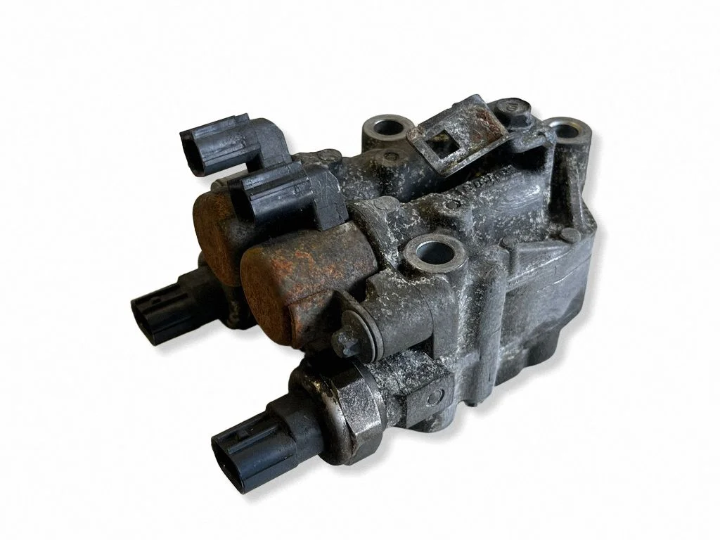 Camshaft vanos timing valve