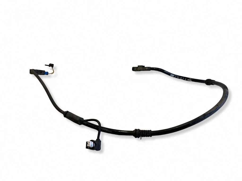 Front ABS sensor wiring A2475400400