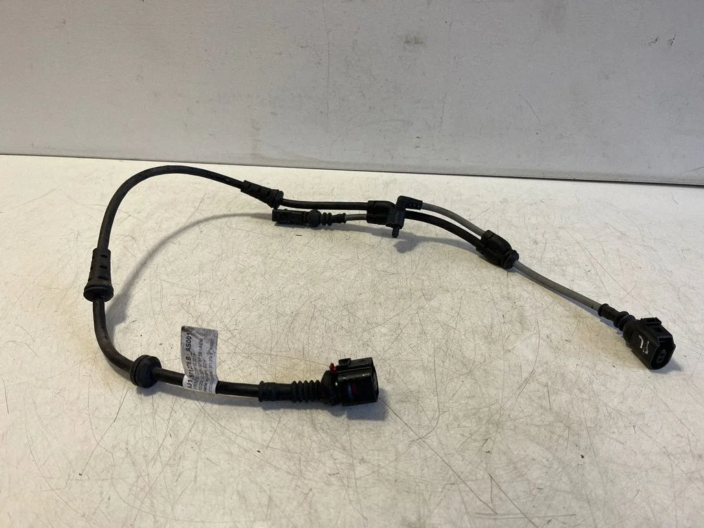 Priekšējā ABS sensora vads (instalācija) – Porsche Taycan 9J1 (2019-)