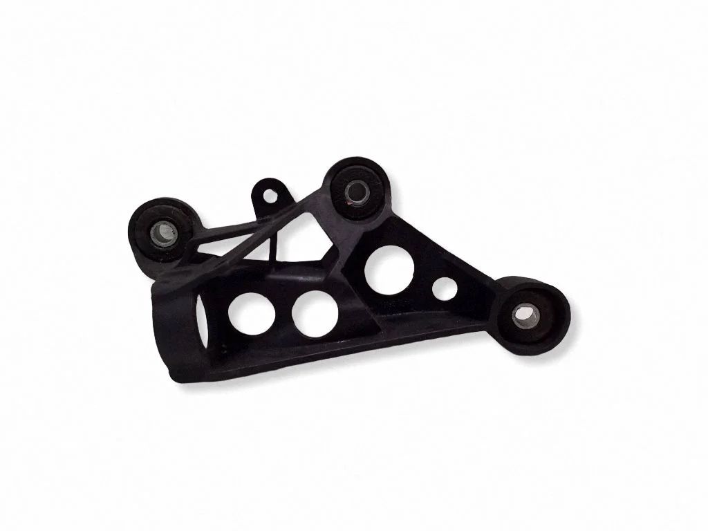 Käiguvahetuse trossi kinnitusklamber 6Q0711789G – Skoda Fabia Mk1 (6Y) (1999-2007)