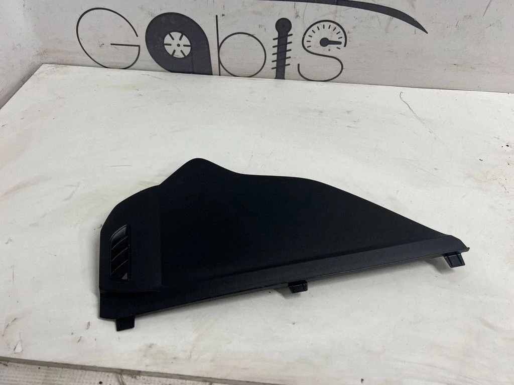 Dashboard side end trim – Toyota RAV 4 (XA50) (2018-)