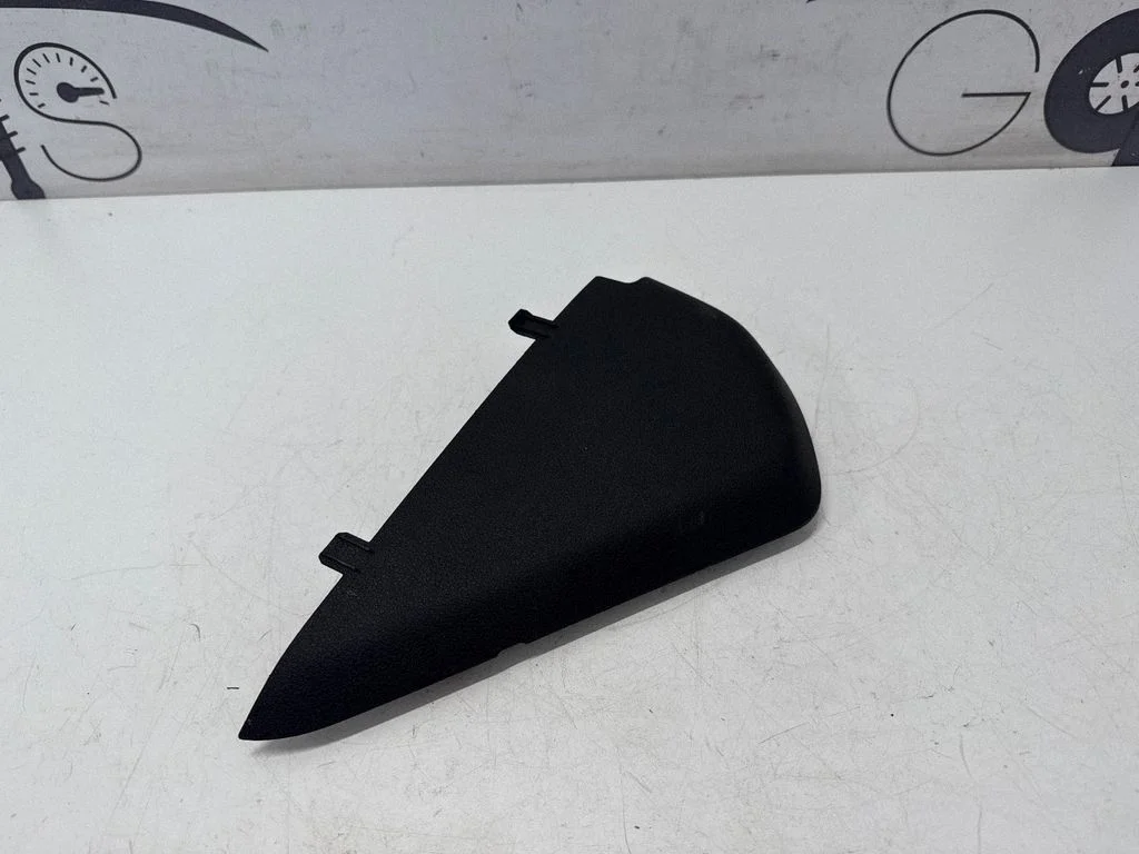 Armatuurlaua külje viimistluspaneel 8W0857085