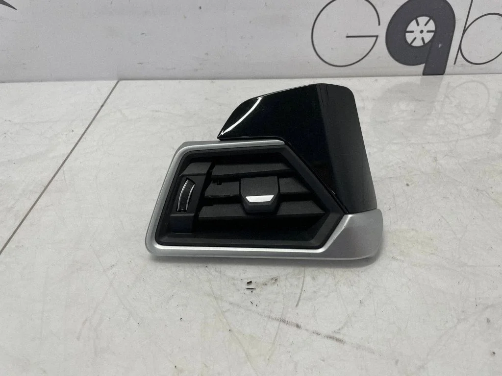 Dashboard side air vent grill/cover trim – BMW 3 Series G20 G21 (2019-)
