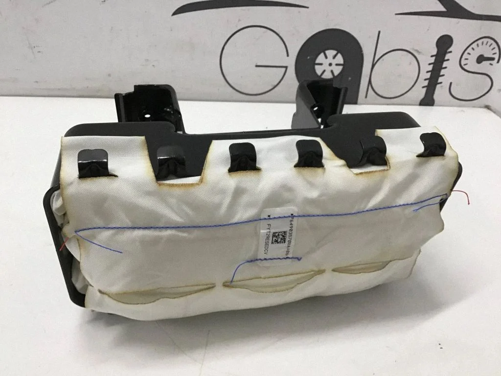 Passenger airbag 68446213AC