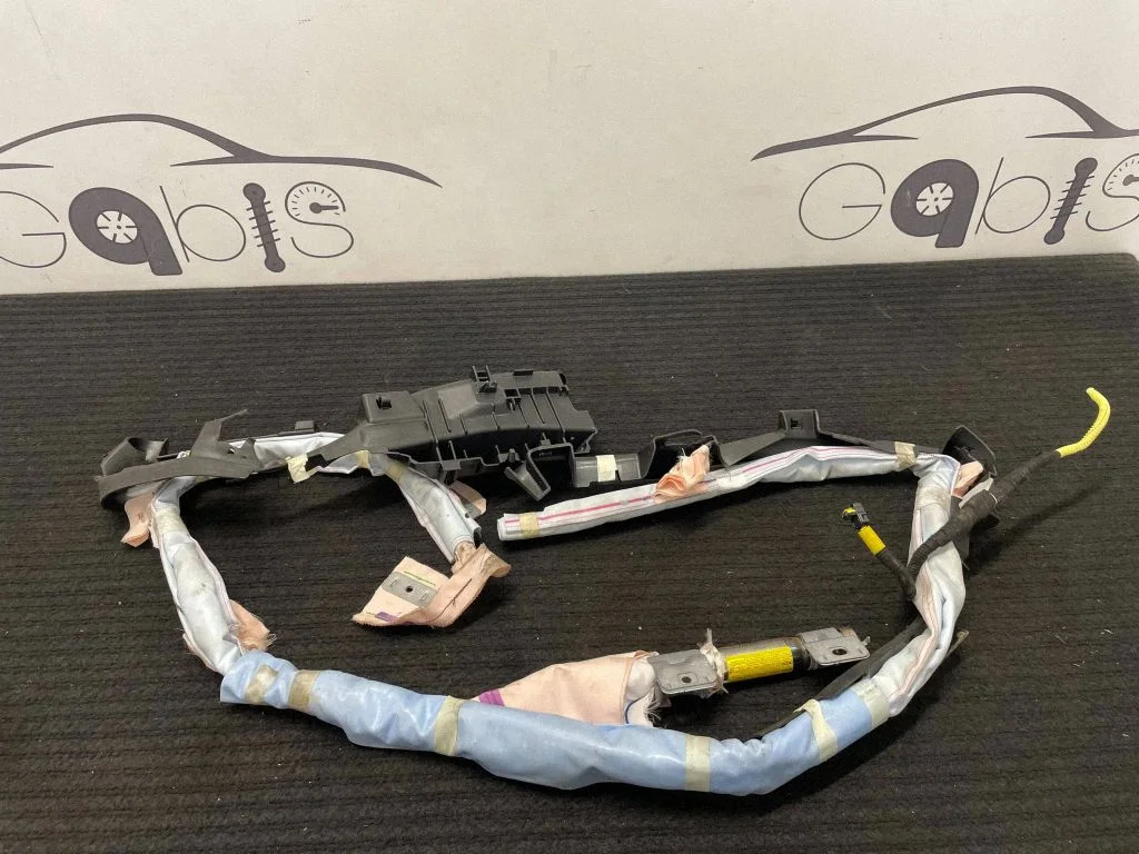 Katuse turvapadi (kardin) 0589P1000194 – Lexus GS 250 350 300H 450H (2013-)