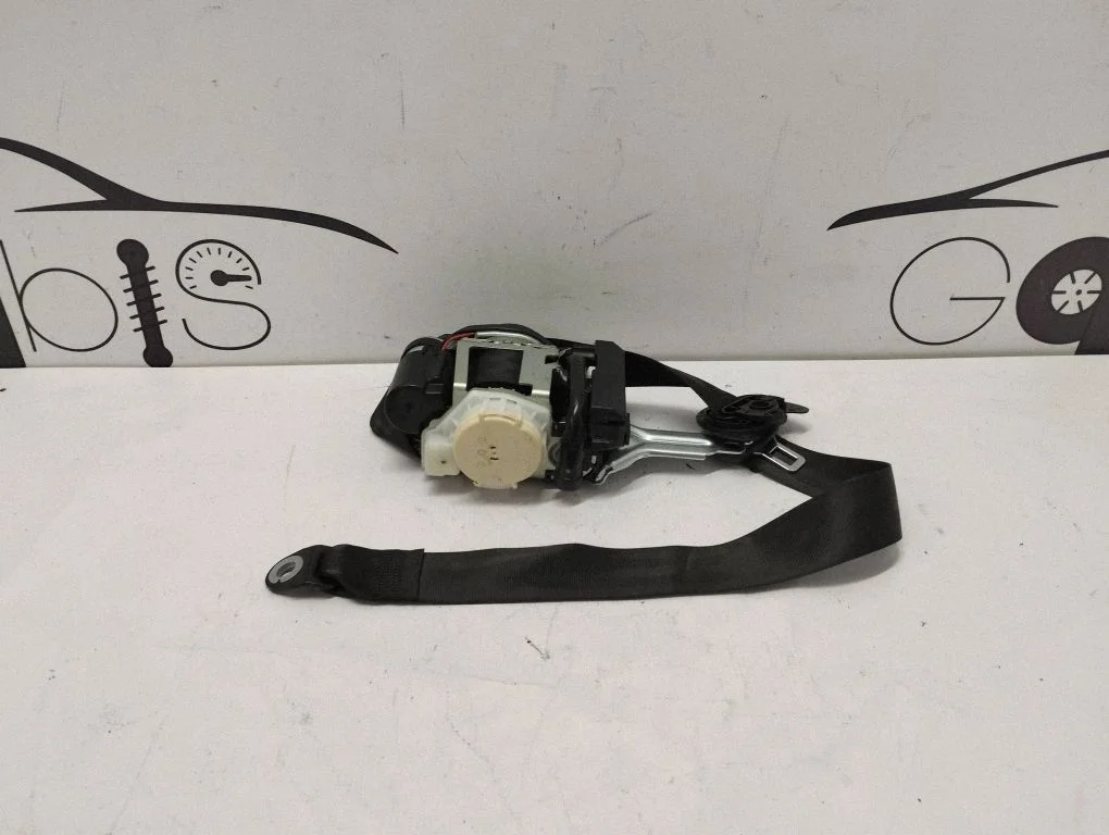Priekšējā drošības josta 4M8857705A