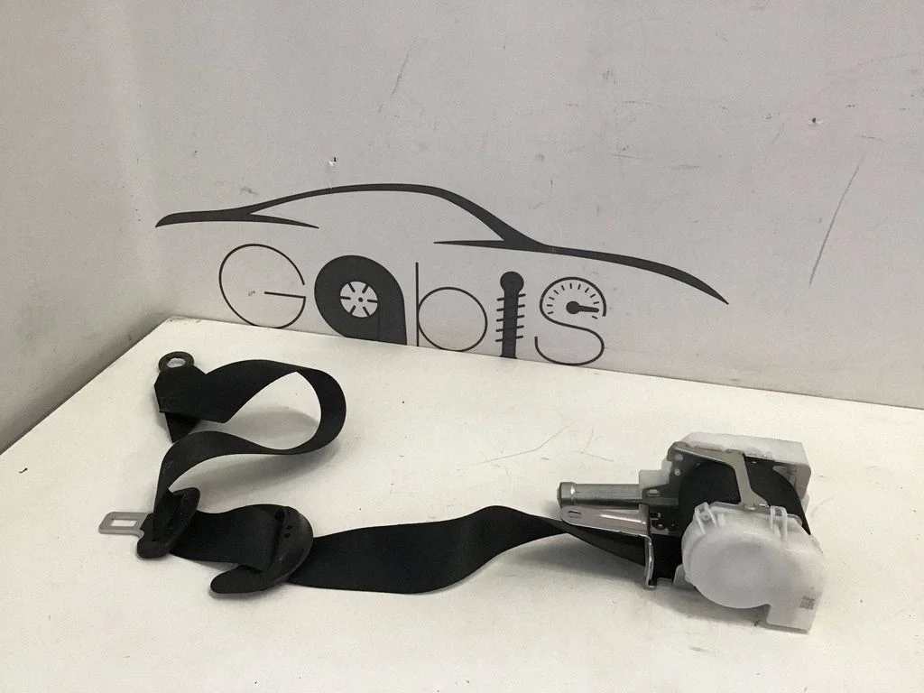 Front seatbelt K057601