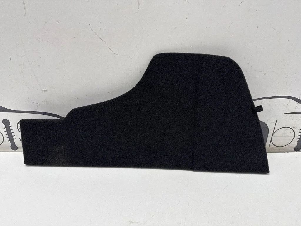 Muu pagasiruumi viimistluse osa 5840876060 – Lexus UX (2018-)