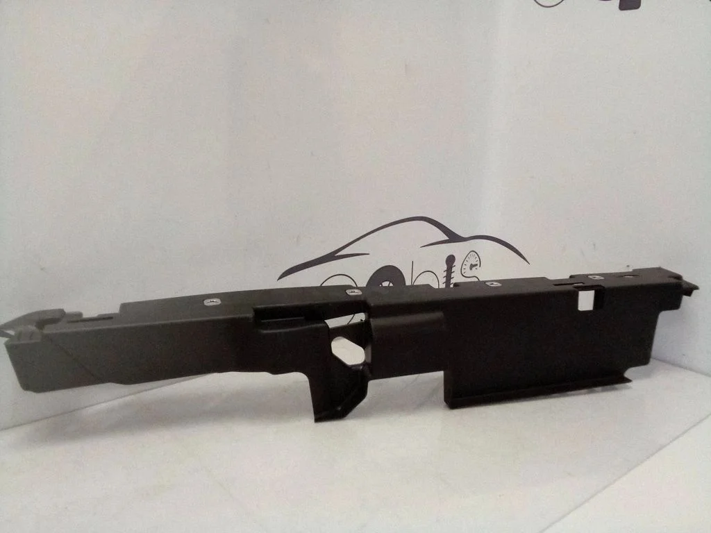 Cita bagāžnieka apdares detaļa A2136903200