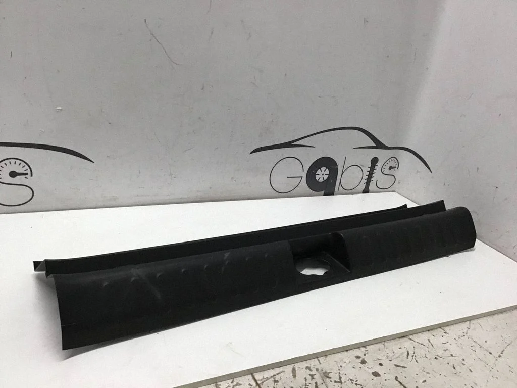 Trunk/boot sill cover protection 85771GI001