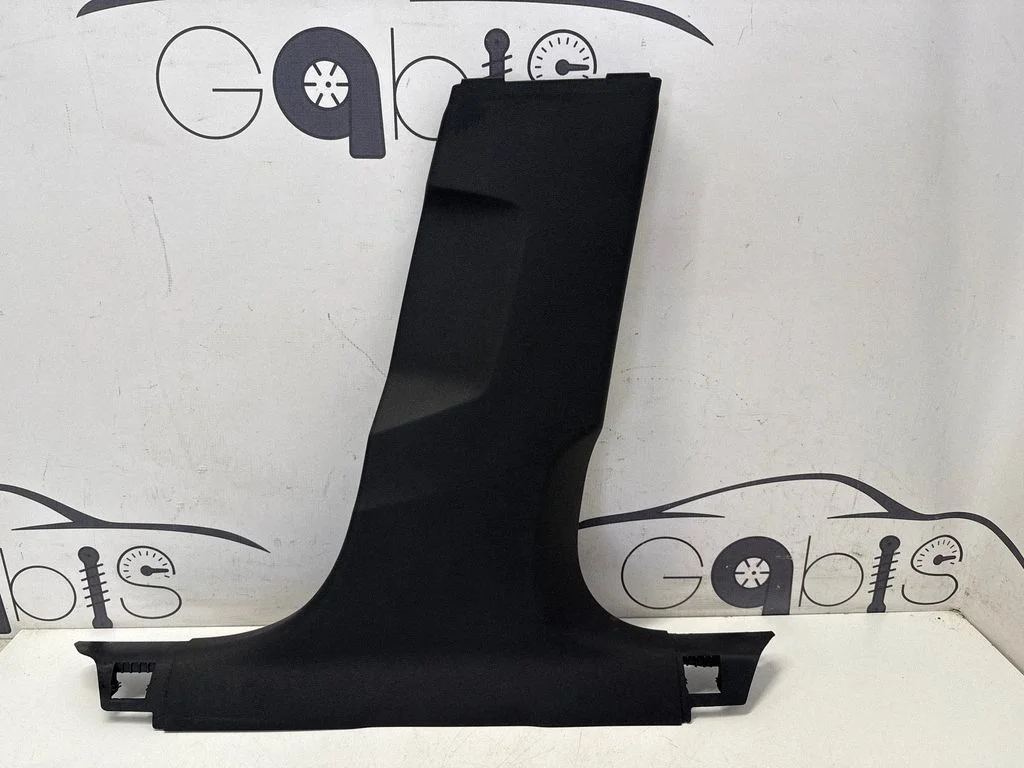 (B) piilari kate (alumine) 8W0867240A