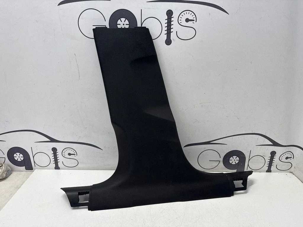 (B) piilari kate (alumine) 8W0867239A
