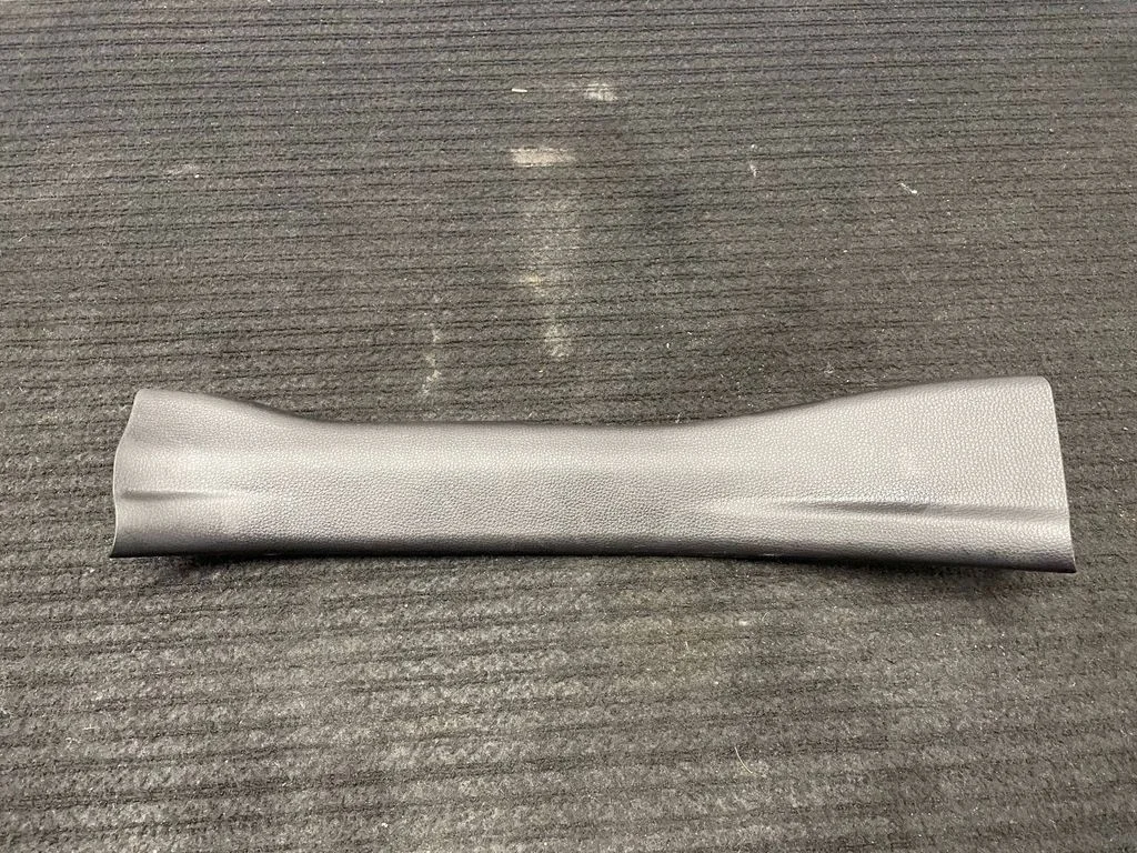 Rear sill trim cover 6791842110