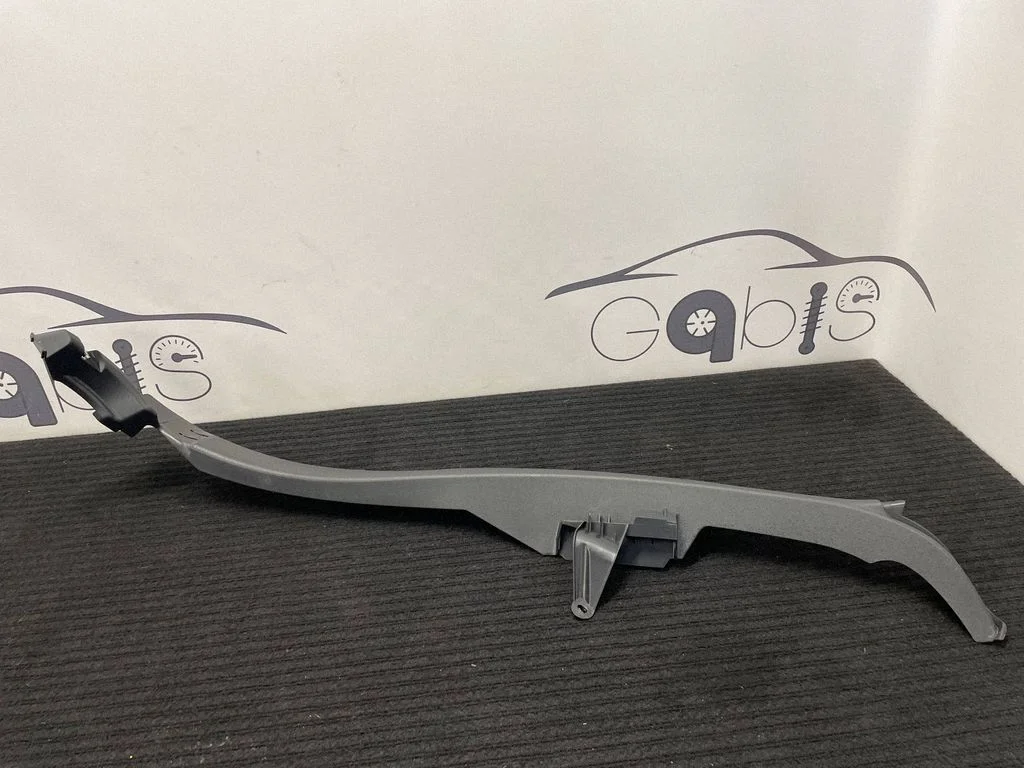 Rear sill trim cover – Mercedes-Benz C-Class W205 (2014-2021)