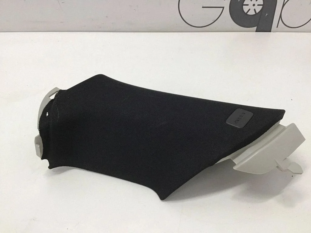 (C) pillar trim – Mercedes-Benz EQE v295 (2022-)