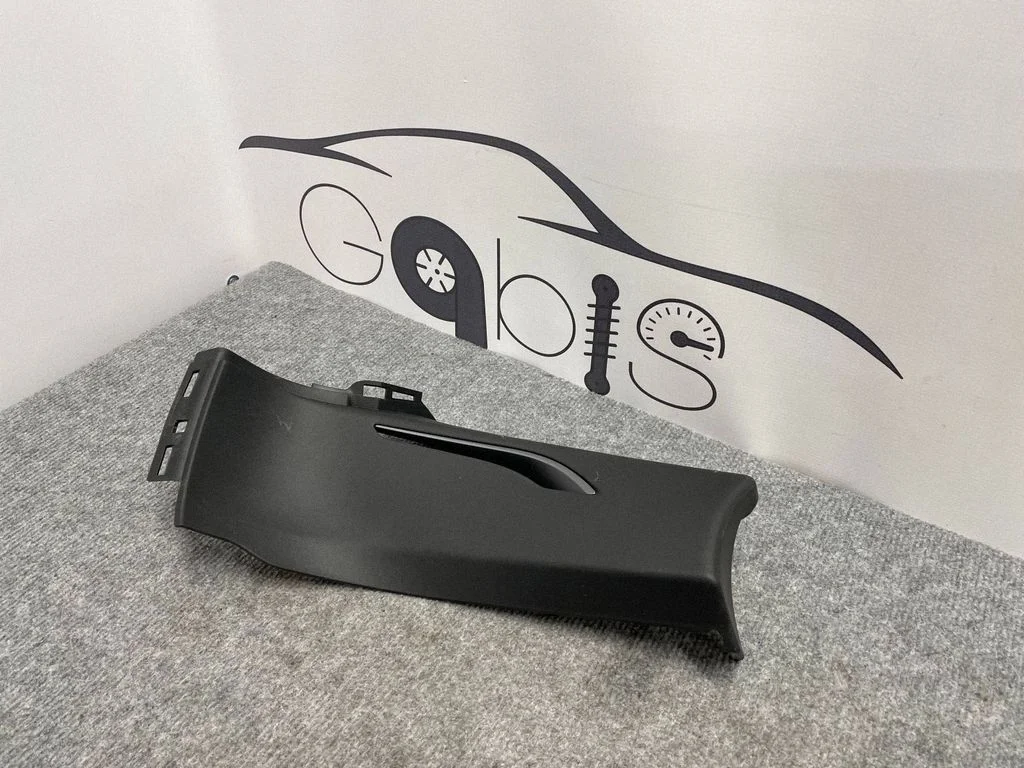 (C) pillar trim 102473000C – Tesla Model S (2012-)