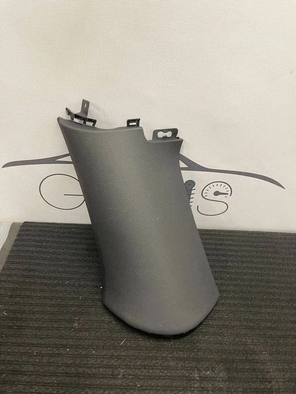 (D)pillar trim (top) – Mercedes-Benz ML-Class W166 (2012-2017)