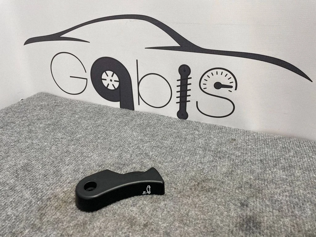 Engine bonnet (hood) release handle 7309606
