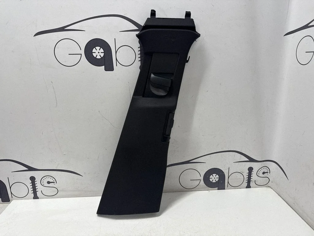 (B) pillar trim (top) 32314855