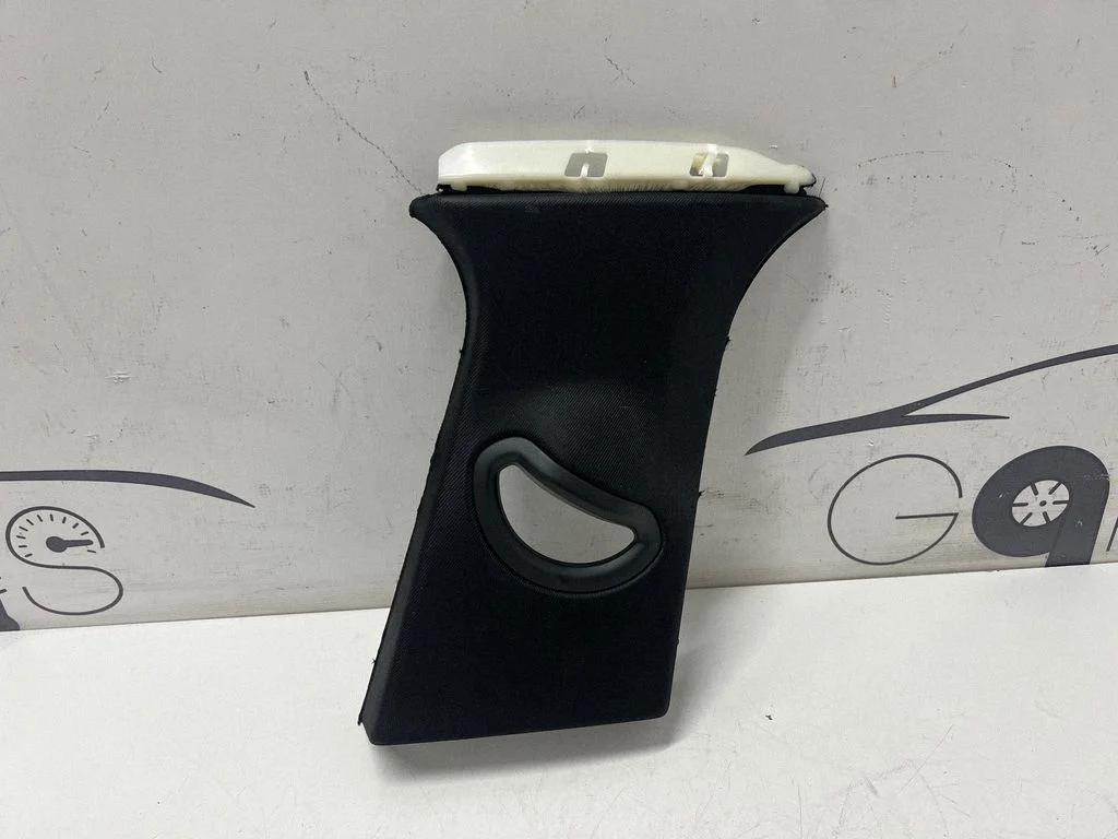 (B) pillar trim (top) – BMW i4 (2021-)