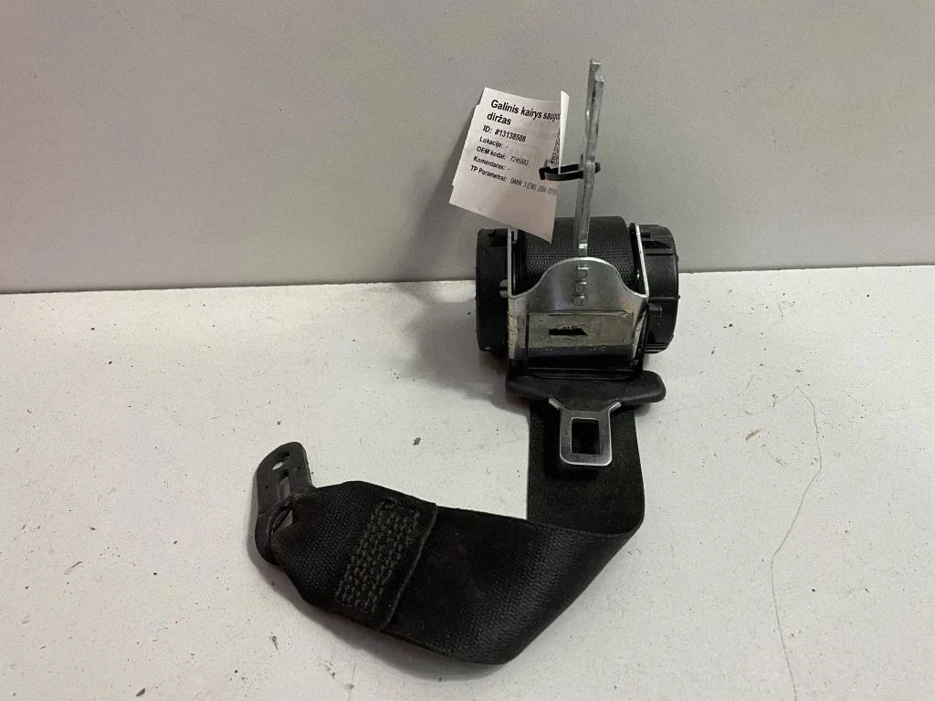 Rear seatbelt – BMW 3 Series E90 E91 (2005-2012)