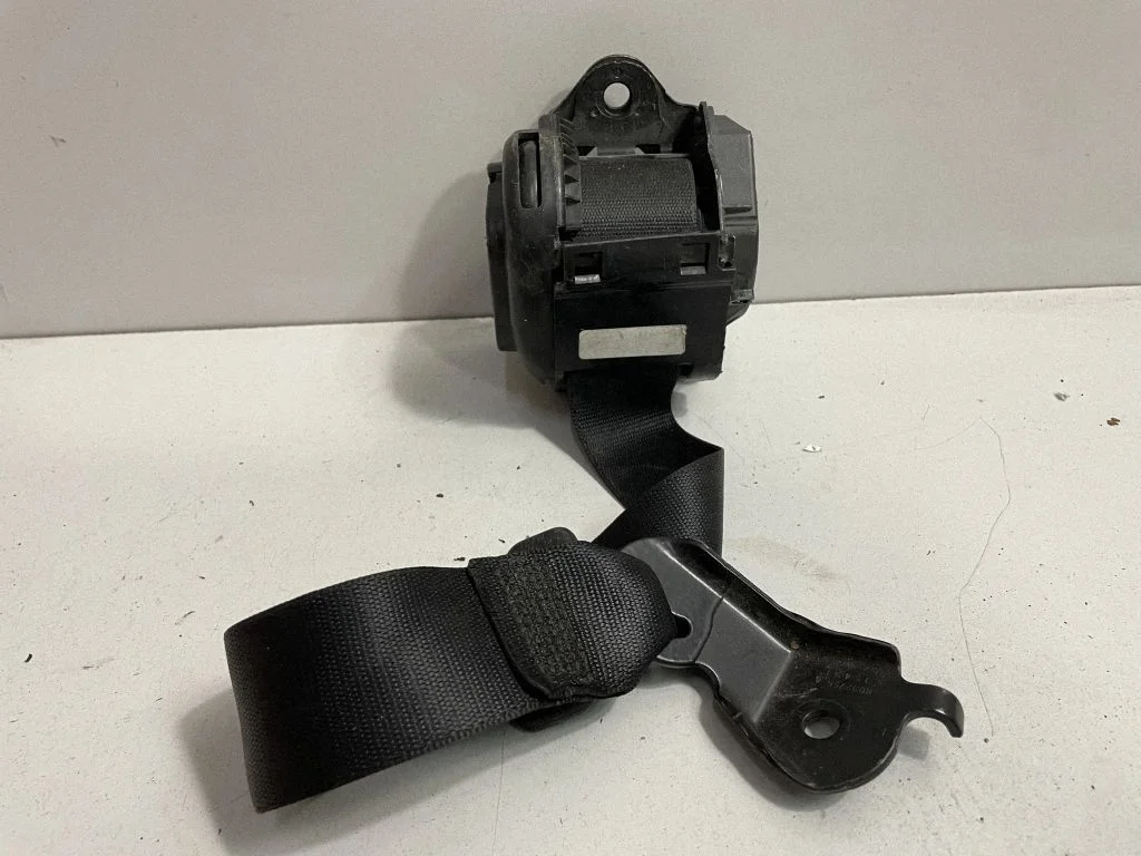 Rear seatbelt – BMW X6 F16 (2014-2017)