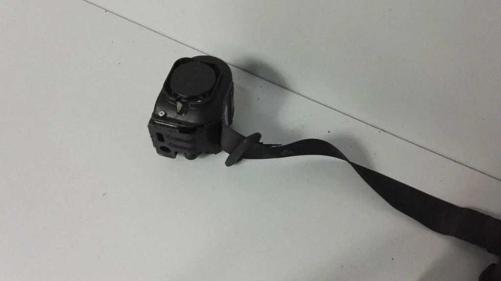 Rear seatbelt – BMW X6 F16 (2014-2017)