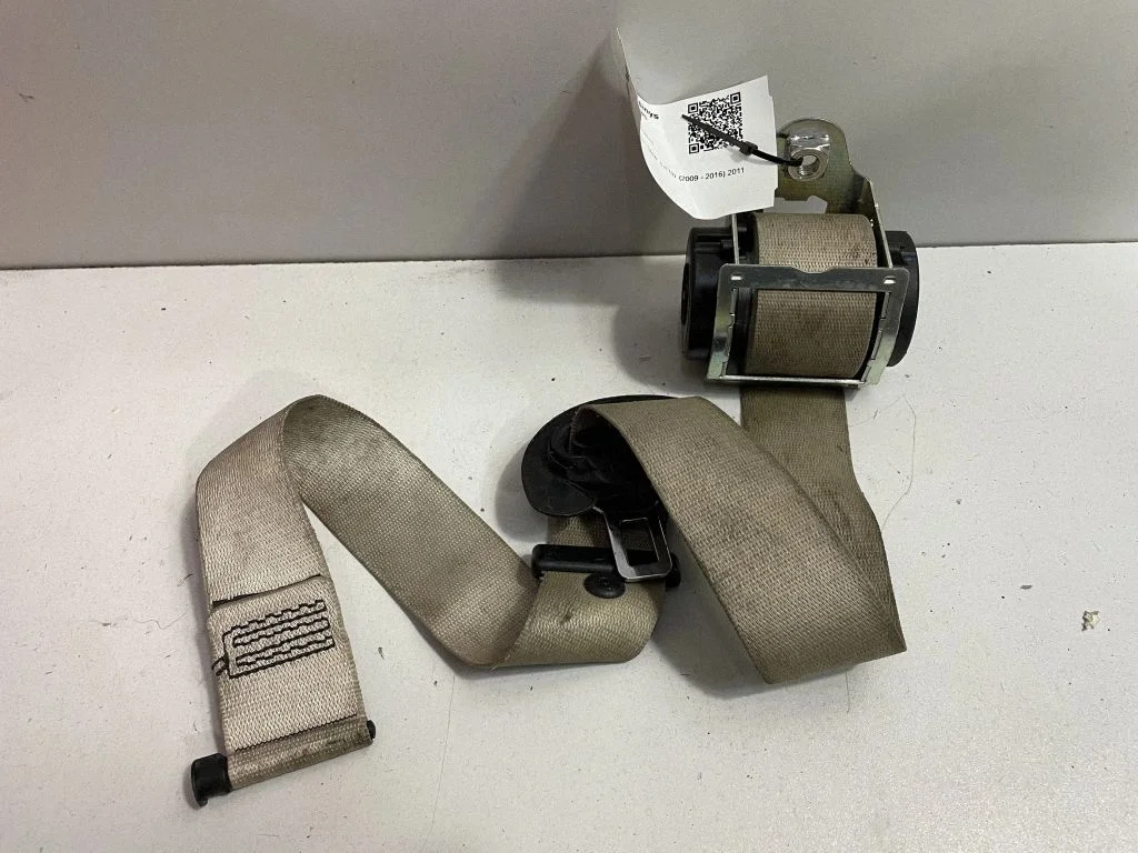 Front seatbelt – BMW 5 Series F10 F11 (2009-2016)