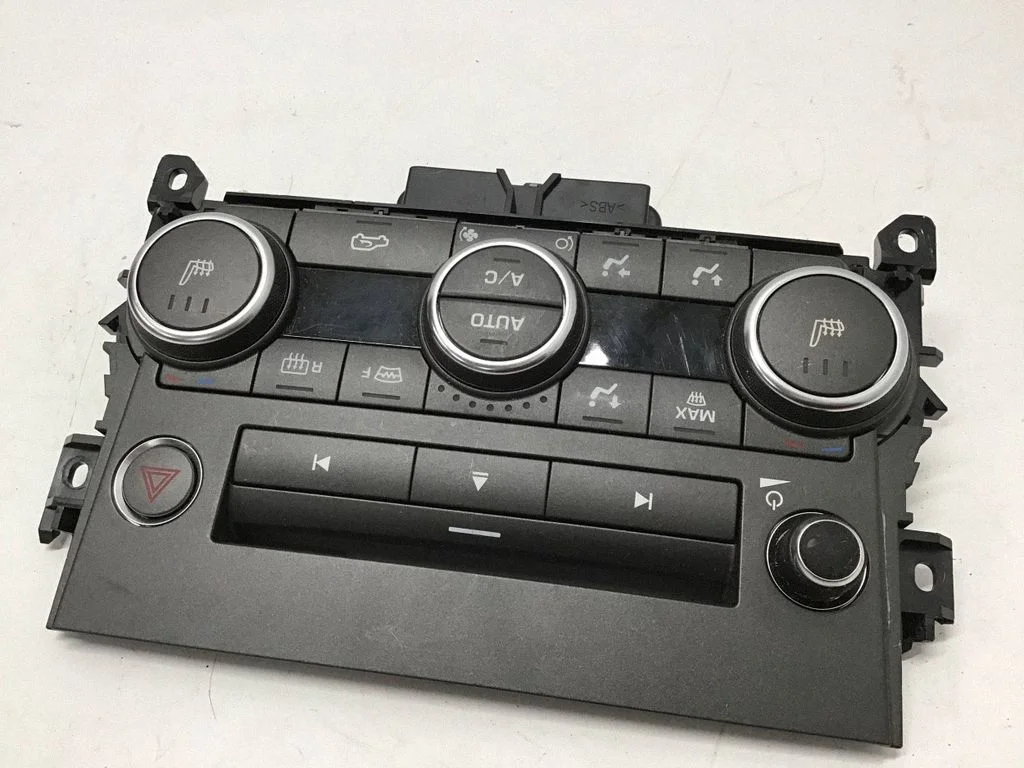 Panel sterowania klimatyzacją / nawiewem EJ3214C239FB – Land Rover Range Rover Evoque L538 (2011-2018)