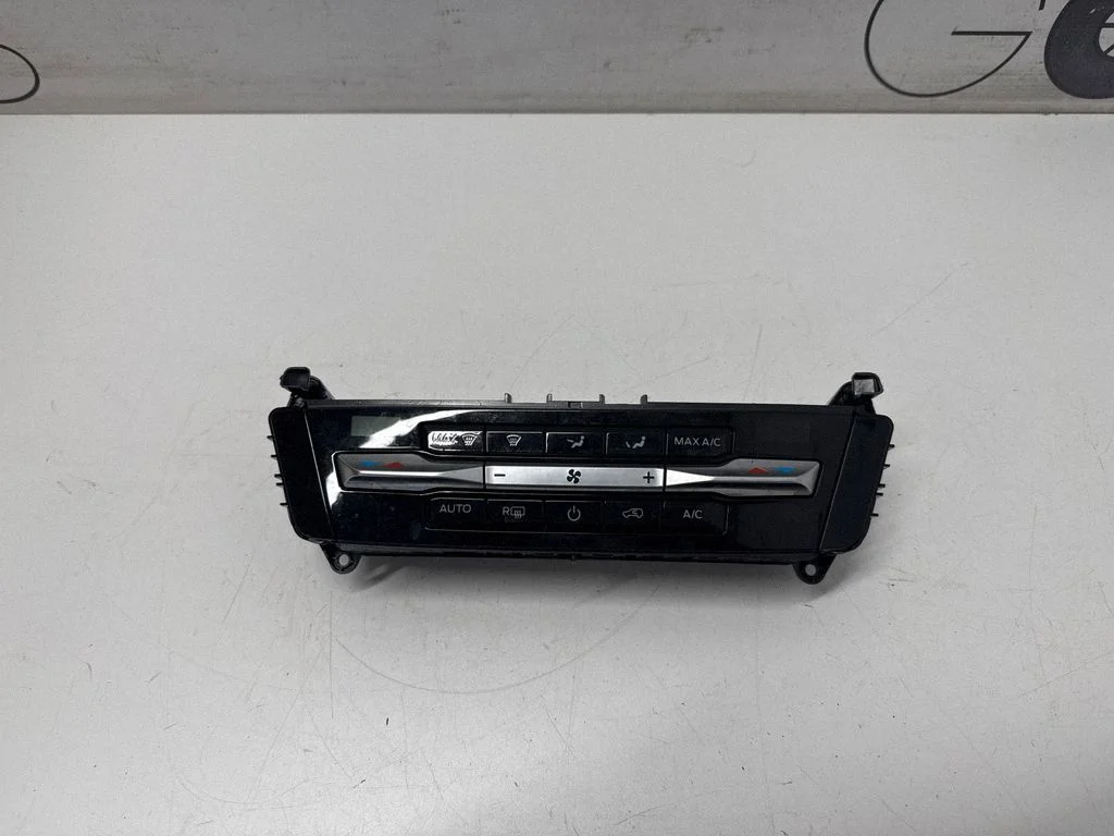 Climate control unit LB5T18C612HG – Ford Explorer VI (2019-)