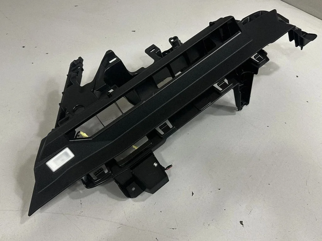 Other trunk/boot trim element 6926696 – BMW iX1 (2022-)