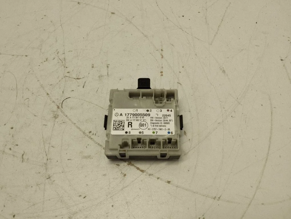 Durvju elektronikas vadības bloks A1779005509