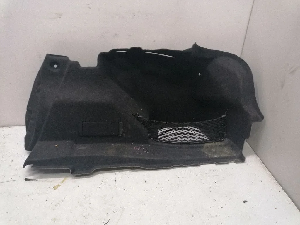 Pagasiruumi külje viimistluspaneel 7296040 – BMW 2-seeria F22 F23 (2013-2017)