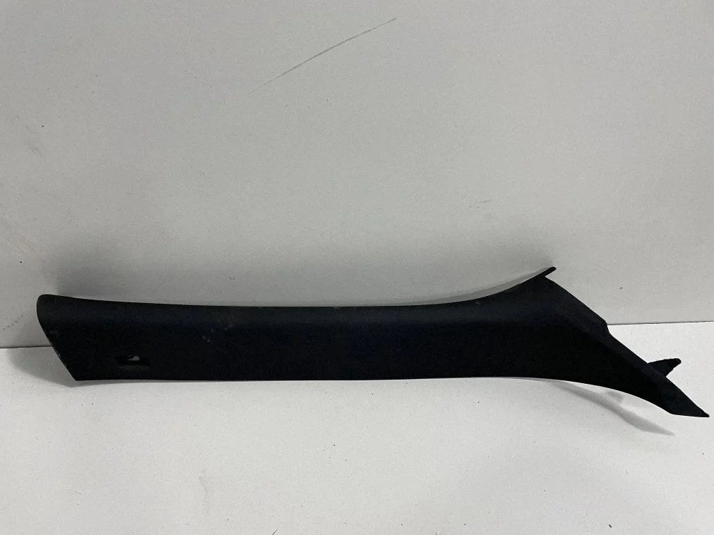 (A) pillar trim – BMW X5 E70 (2006-2013)
