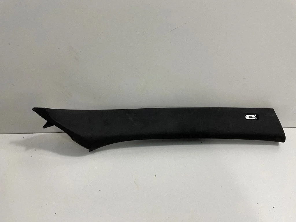 (A) pillar trim – BMW X5 E70 (2006-2013)