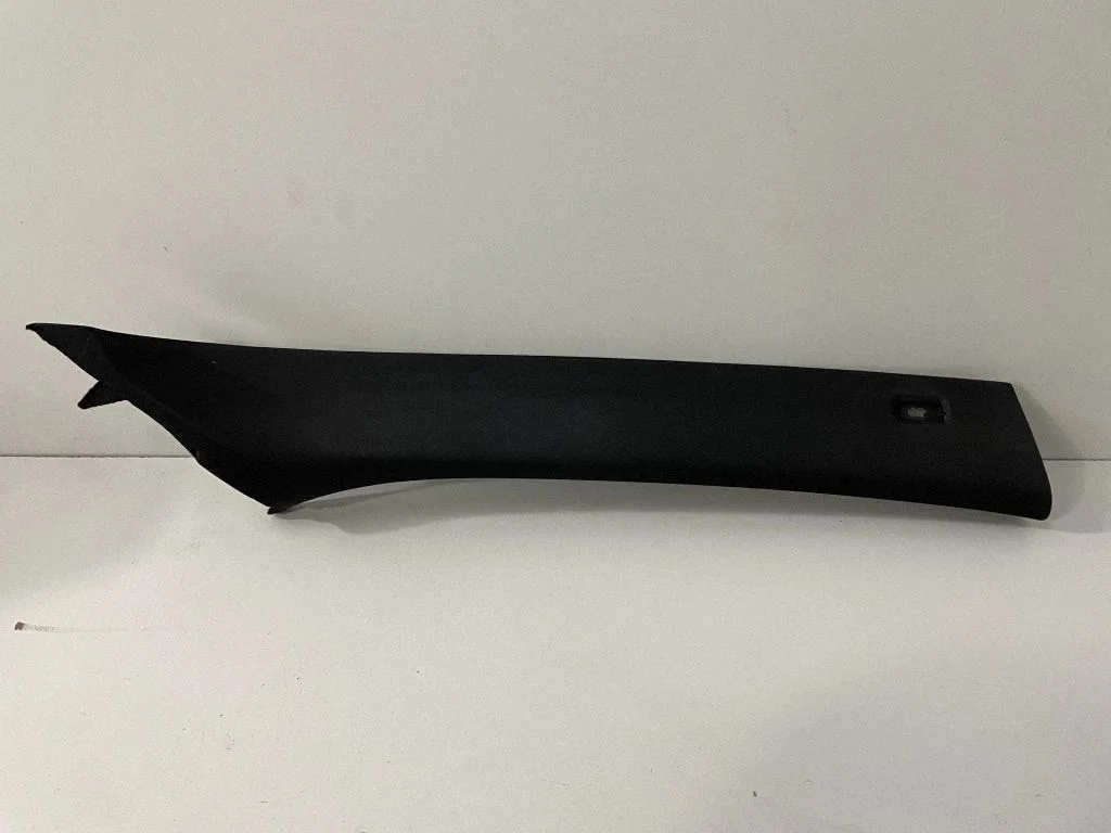 (A) pillar trim – BMW X5 E70 (2006-2013)