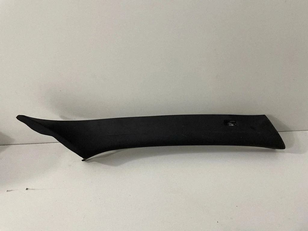 (A) piilari kate – BMW 7-seeria E65 E66 (2001-2008)