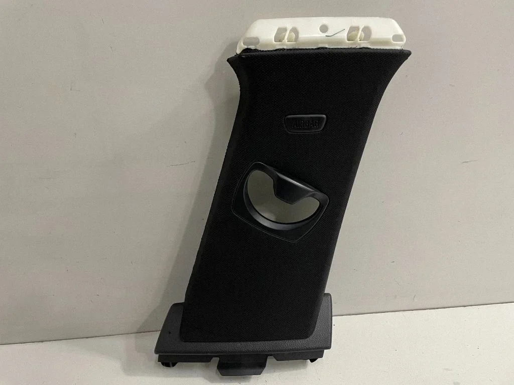 (B) pillar trim (top) – BMW 4 Series F36 Gran coupe (2014-2017)